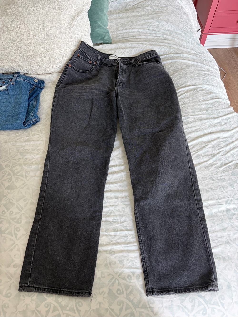 Abercrombie & Fitch Black Straight-Leg Women's Jeans curve love